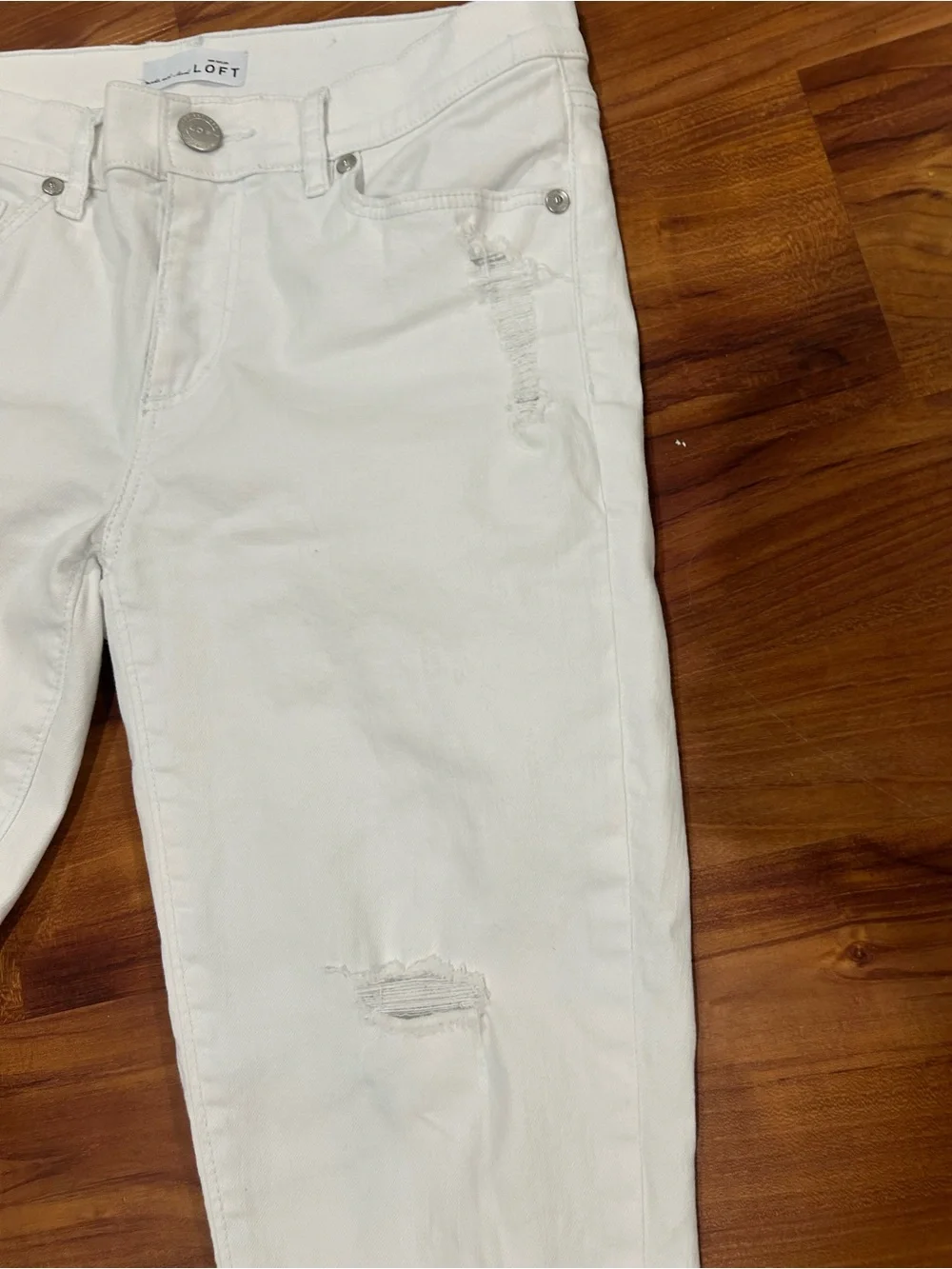White Jeans Loft Modern Skinny with Ripped detailing